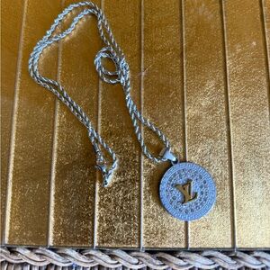 Austrian crystals rope chain necklace pendant